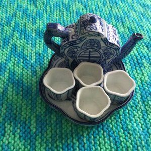vintage Chinese blue and white mini teapot teacups tray set hand painted marked